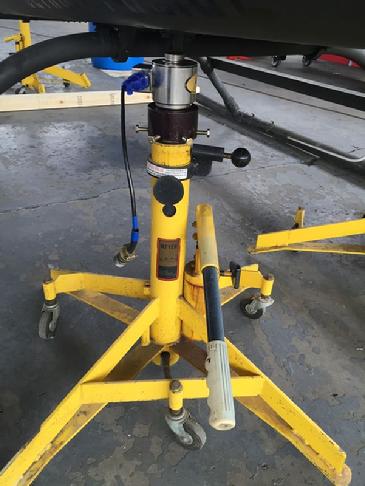 Meyers Jacks, helicopter jacks, helicopter jack, jacking a helicopter, bell helicopter jacks, bell helicopter jack, jacking a bell helicopter, weighing a bell helicopter, helicopter weighing, helicopter weighing machine, wireless helicopter weighing